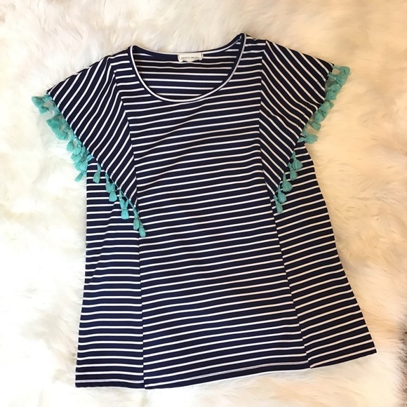 Twenty Second Boho Blue Striped Short Tassel Sleeve Top Size Medium - Picture 7 of 7